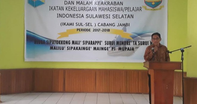 Hadiri Acara Ikatan Mahasiswa Sulawesi Selatan, Ini Pesan H Bakri kepada Mahasiswa